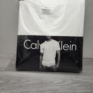 Vintage CALVIN‎ KLEIN White Undershirts Size XL Crew Neck Classic Deadstock 90s